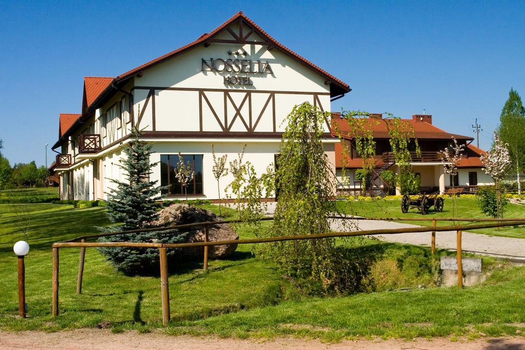 Hotel Nosselia Krzyczki Esterno foto